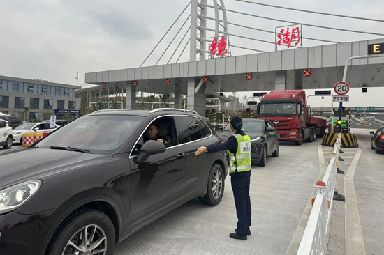 6fda9388308eb765fd255fcb88d8433f.jpg 6.jpg